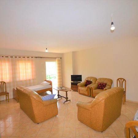 Boni Apartments Himare Exterior photo
