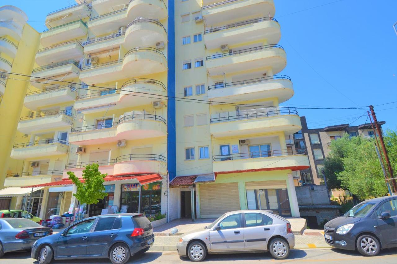 Boni Apartments Himare Exterior photo