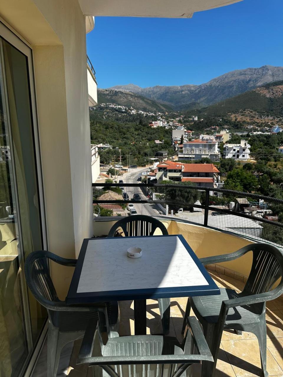Boni Apartments Himare Exterior photo